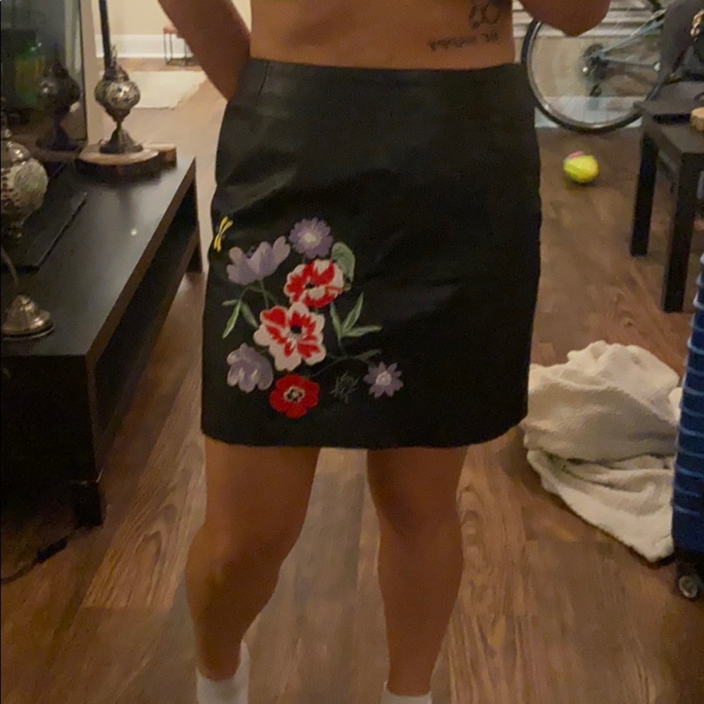 Skirt H&M black faux leather